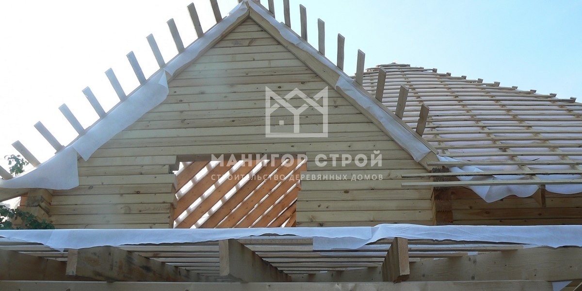 строительство крыши в деревянном доме